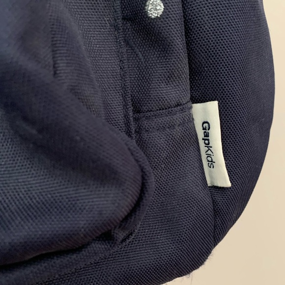 GUC GAP 18” Rolling Backpack - Picture 4 of 4